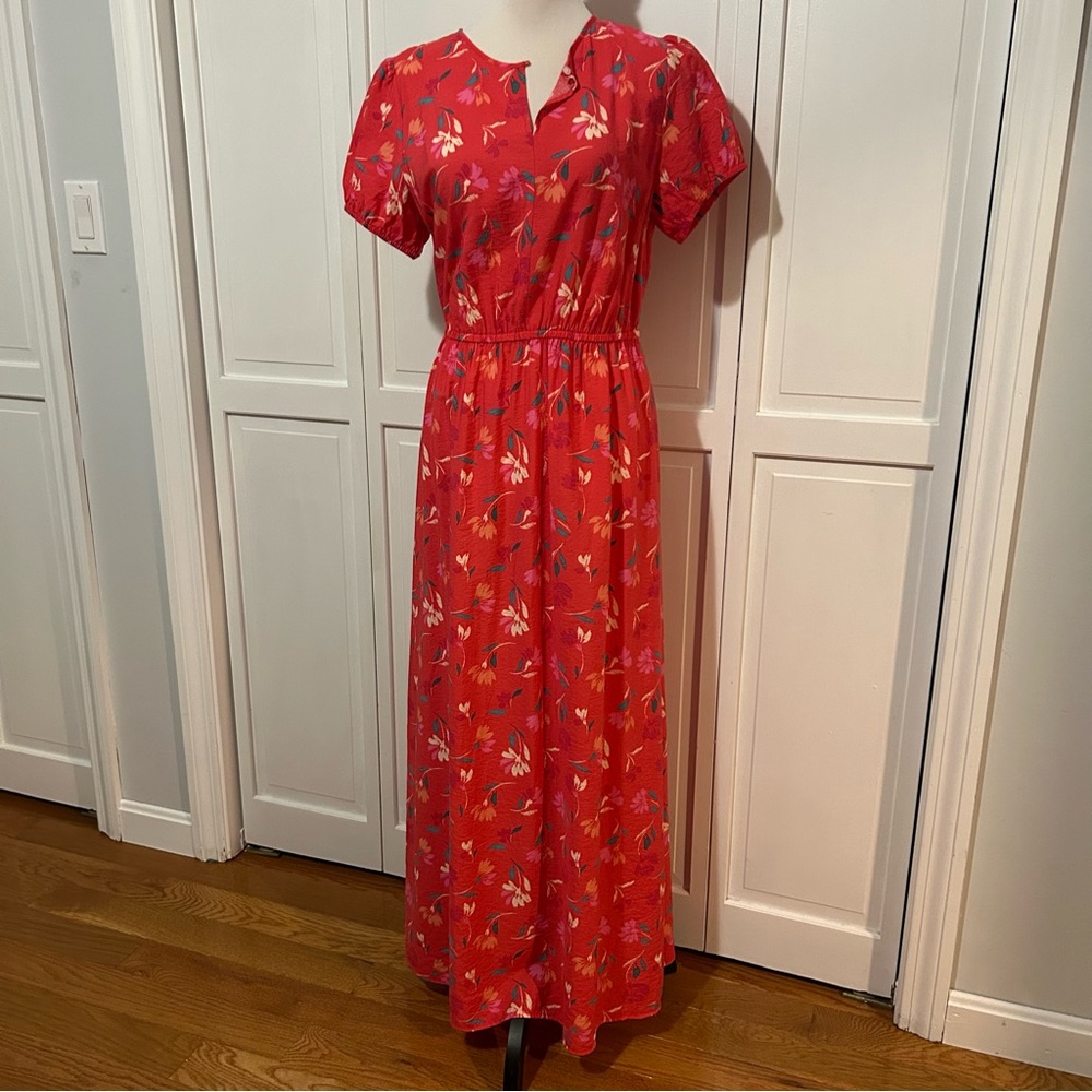 Ann Taylor Loft red floral print maxi dress M